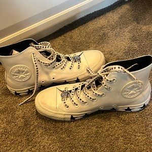 Miley Cyrus x Chuck Taylor Hi ‘Stars’ Womens